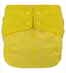 Lichtbaby pocket, Yellow. Includes 1 bamboo terry insert